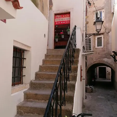 Mirta & Eva Apartment